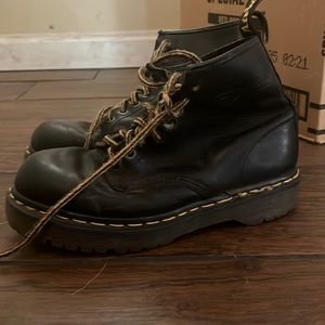 Used Dr Martin AirWair